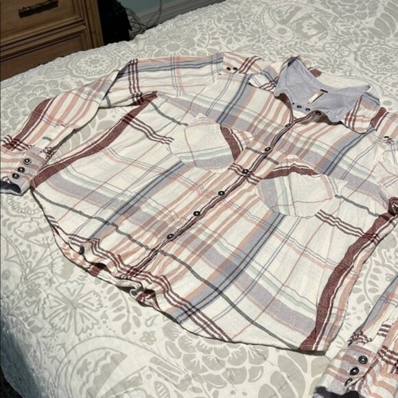 Free People Plaid Oversized Button Down Shirt - Pink and White M - Picture 2 of 9